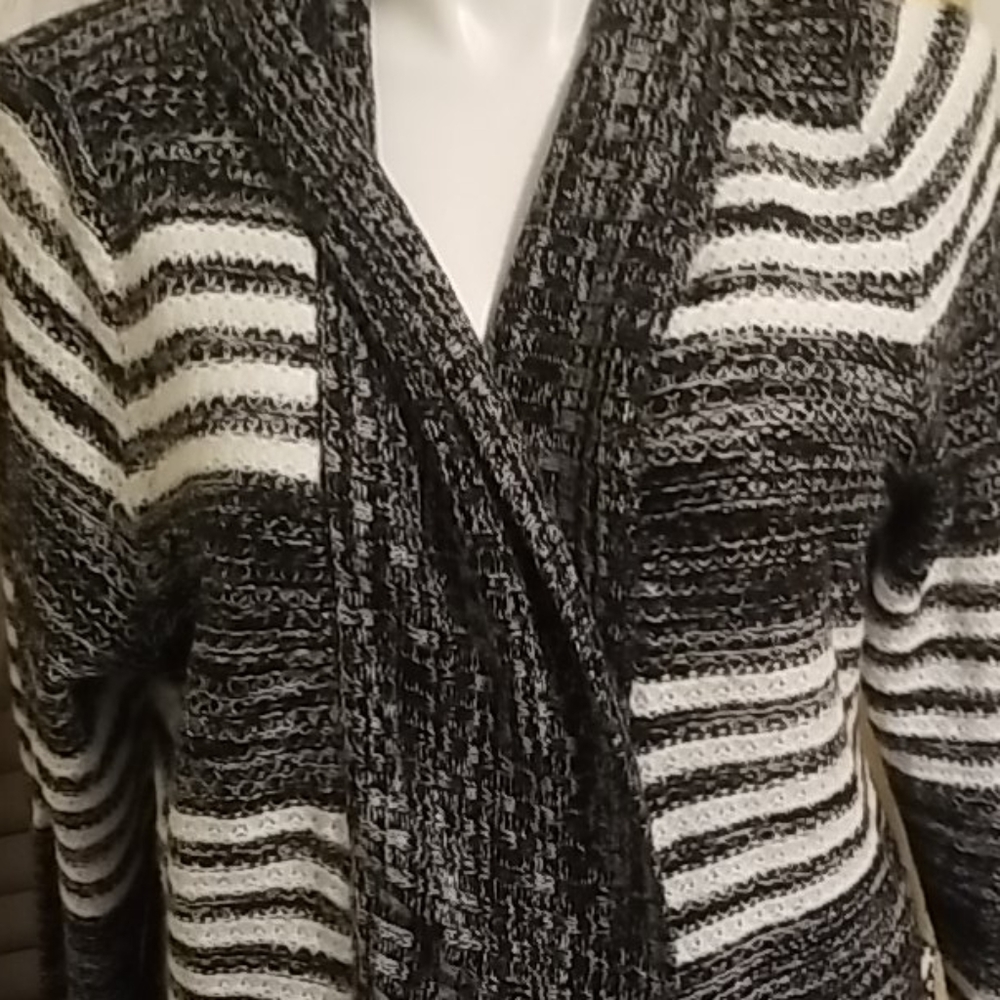 Sweater in size 1X.